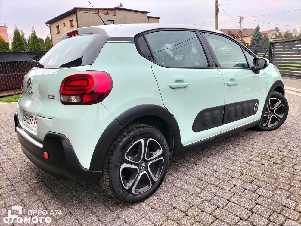 Citroën C3 Pure Tech 82 SHINE - 4