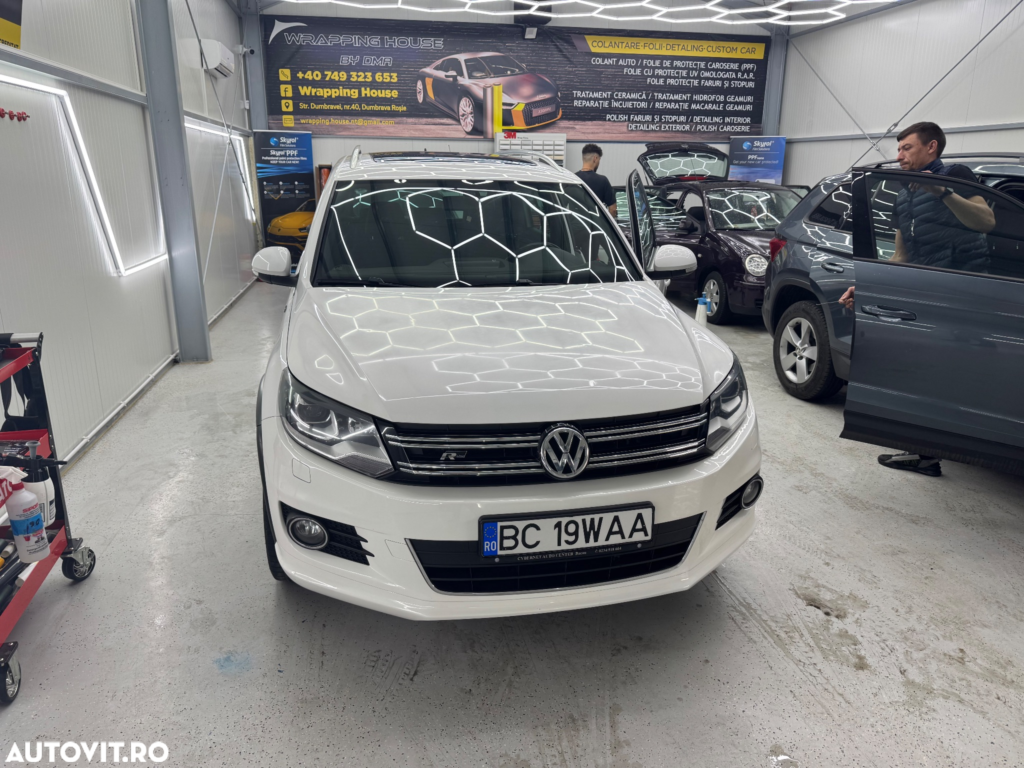 Volkswagen Tiguan 2.0 TDI DPF 4Motion Sport & Style - 6