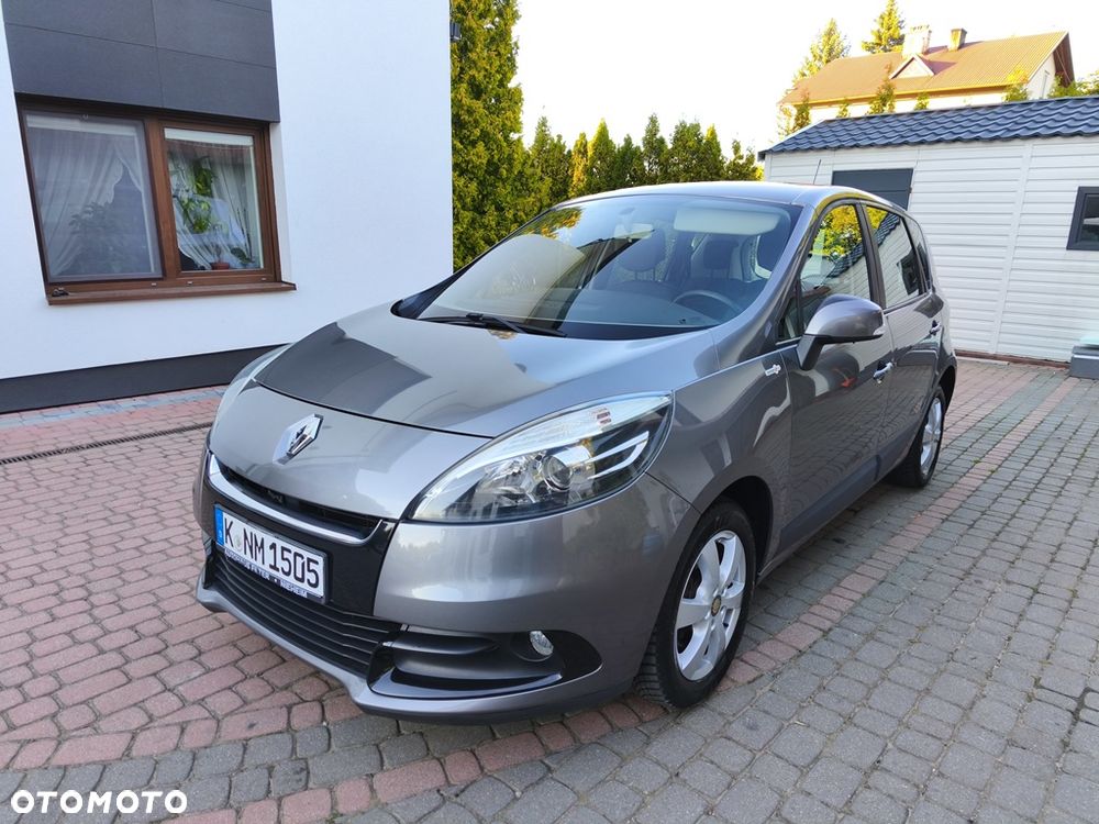 Renault Scenic 1.6 16V 110 TomTom Edition - 1
