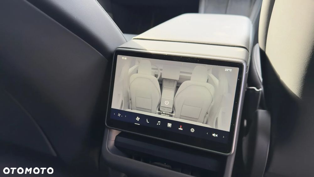 Tesla Model 3 - 27