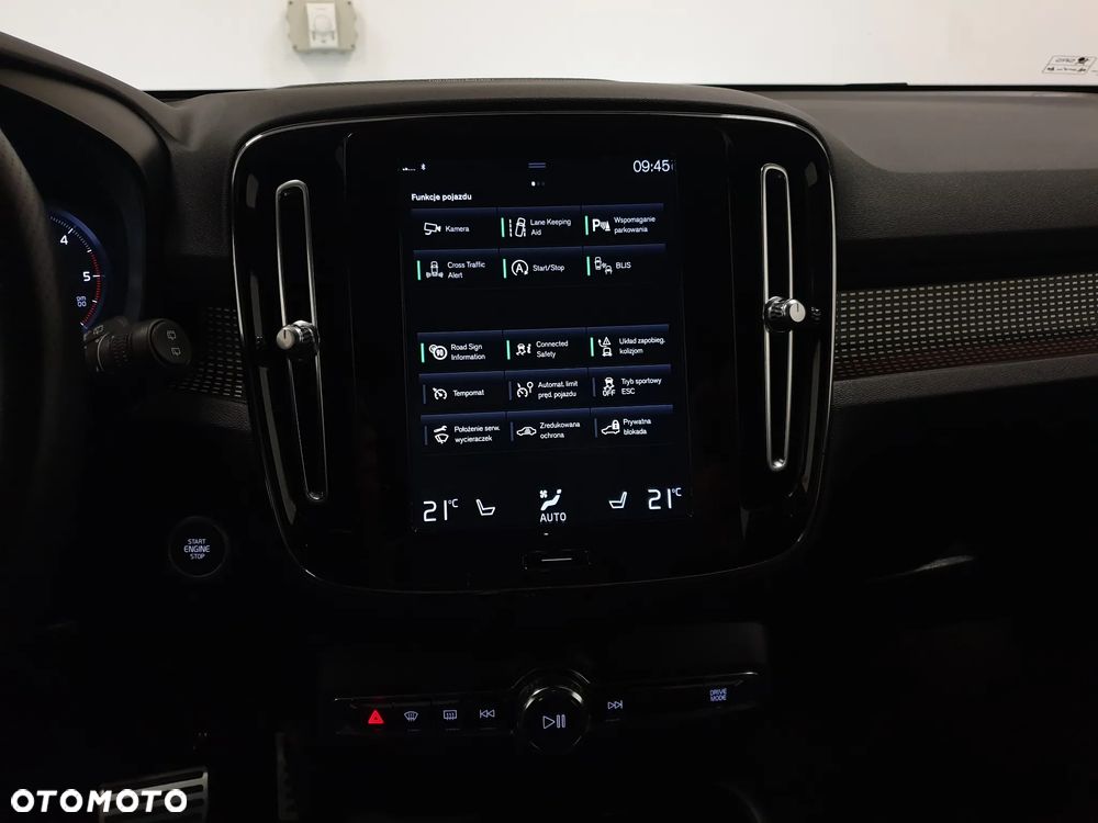 Volvo XC 40 D4 AWD R-Design - 25