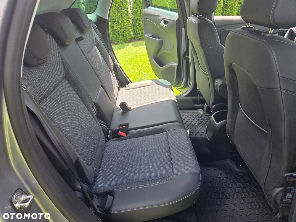 Opel Crossland X - 15