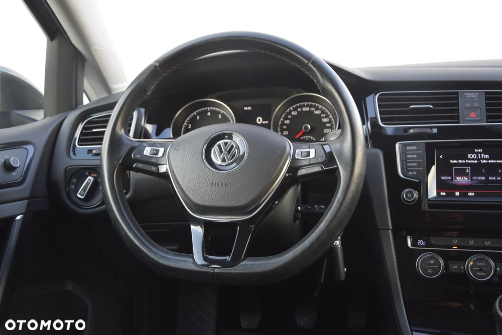Volkswagen Golf 1.4 TSI BMT Highline - 5
