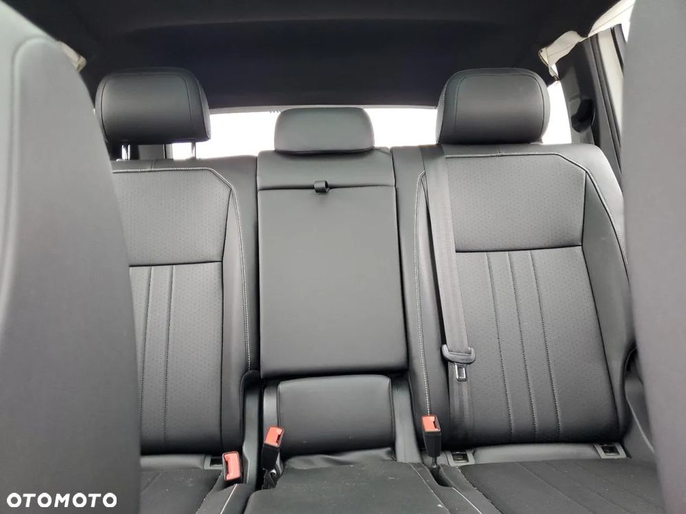 Volkswagen Tiguan - 9