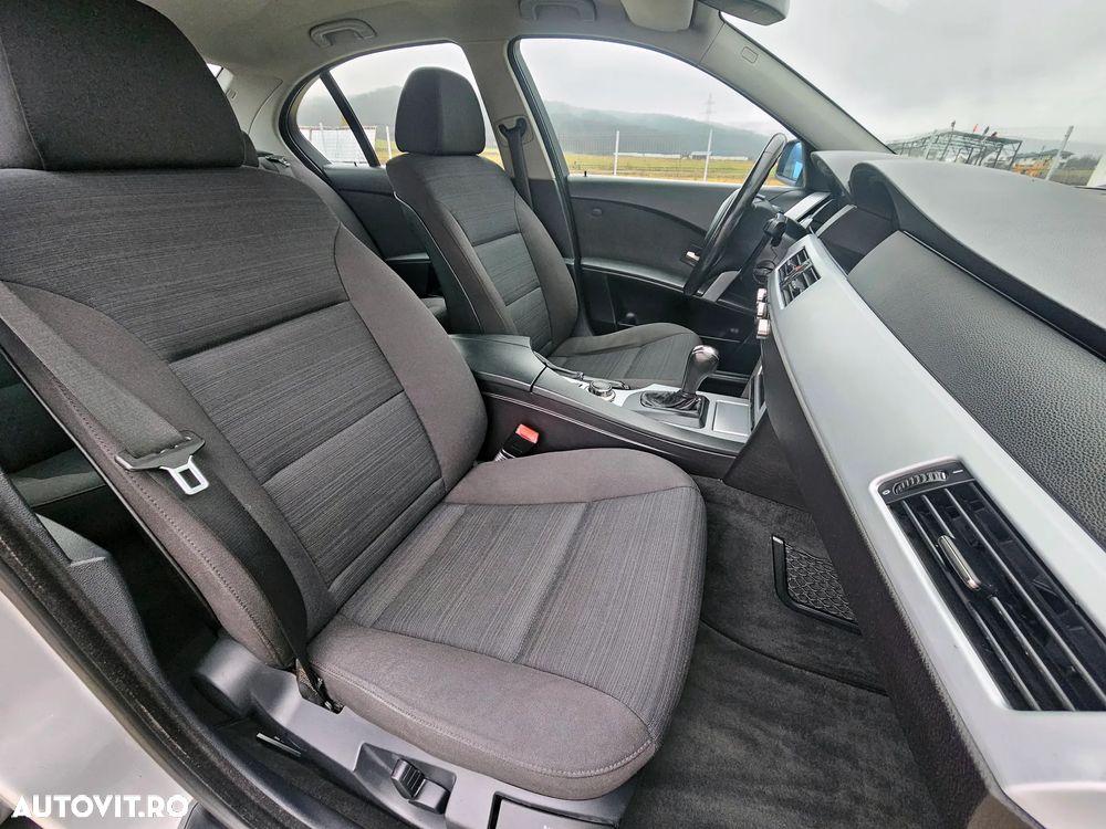 BMW Seria 5 520d Aut. Edition Fleet Lifestyle - 13