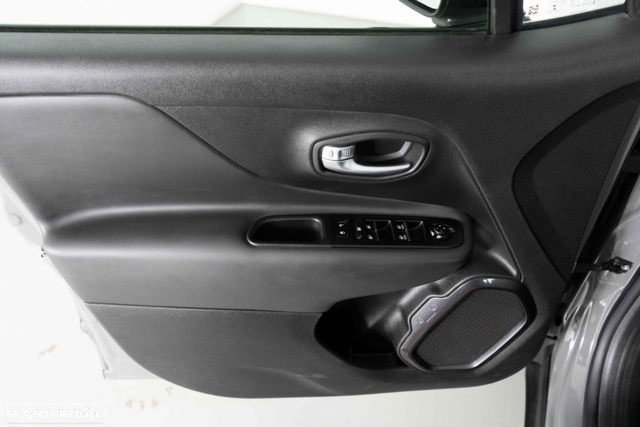 Jeep Renegade 1.3 TG 4Xe Limited - 19