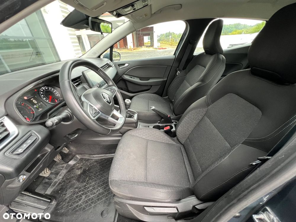 Renault Clio - 12