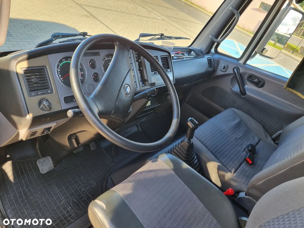 Nissan ATLEON - 9