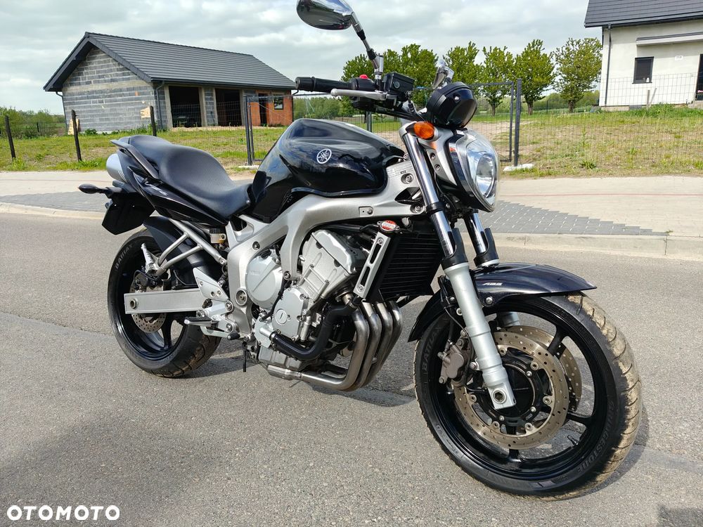 Yamaha FZ6 - 4
