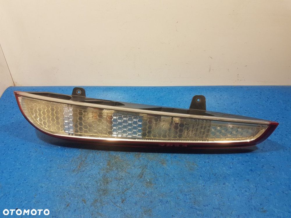 FORD FOCUS MK2 LAMPA TYŁ PRAWA ZEWNĘTRZNA 8M5113404C - 2