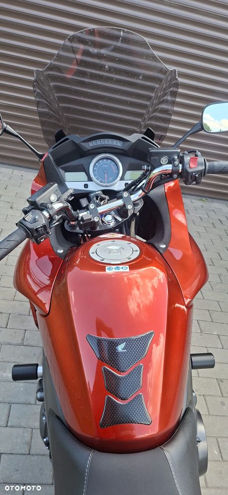 Honda CBF - 10