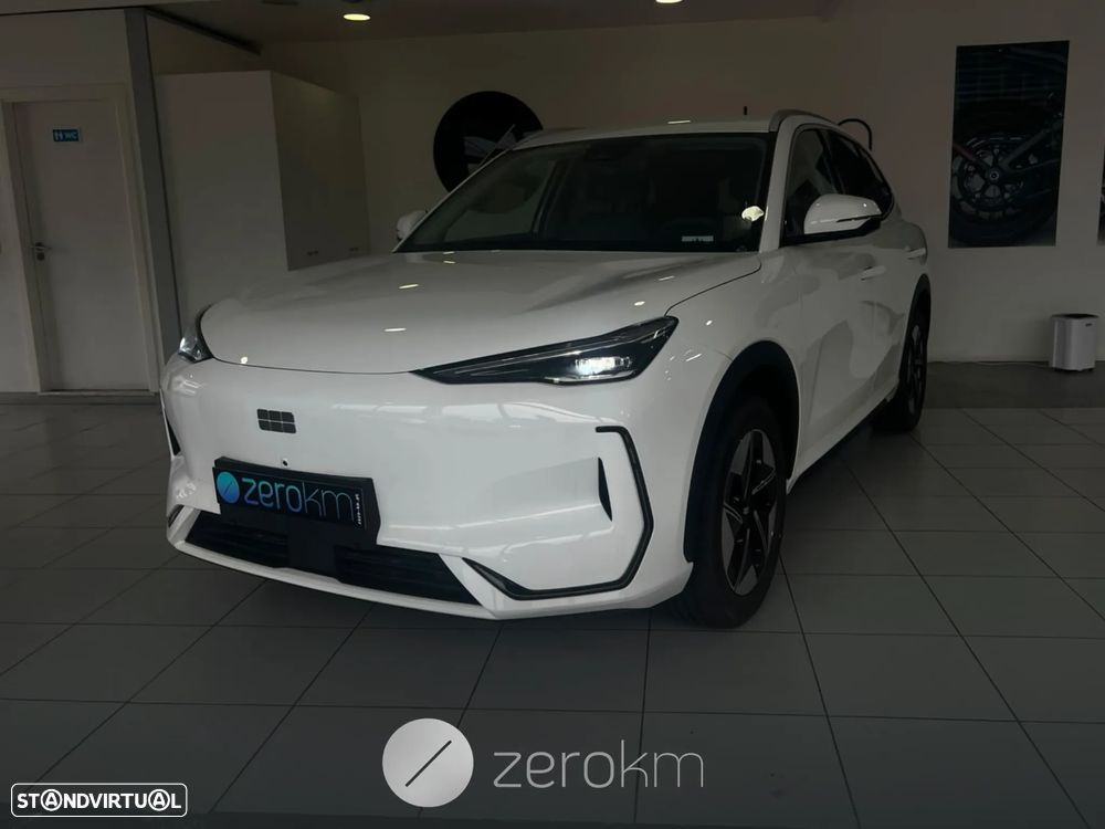 Geely E5