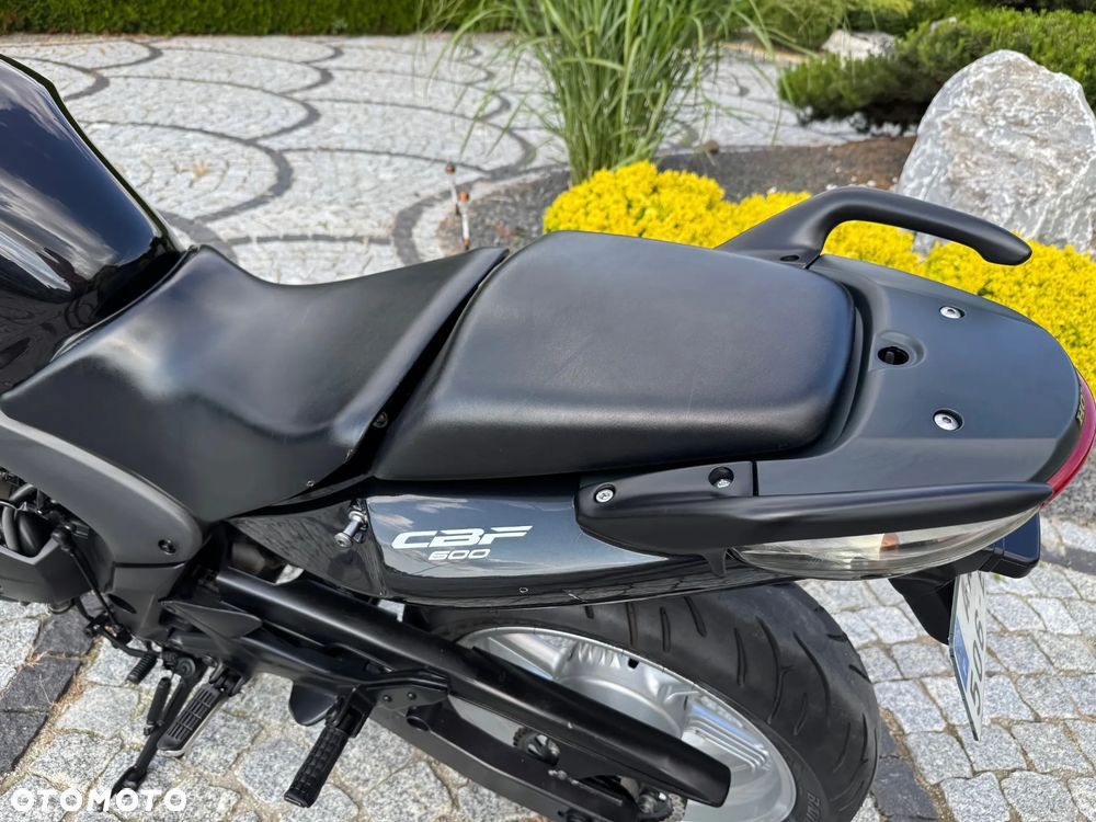 Honda CBF - 24