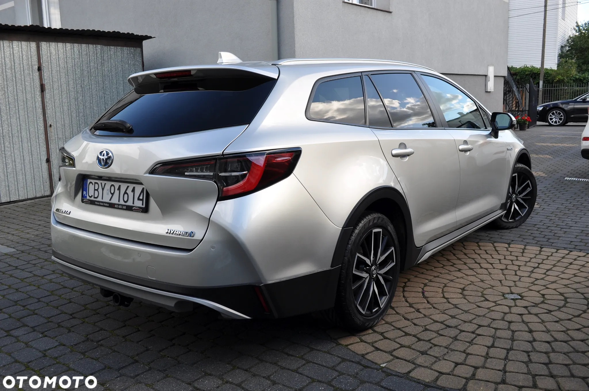 Toyota Corolla 1.8 Hybrid Trek - 9
