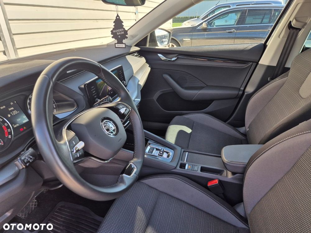Skoda Octavia 2.0 TDI Ambition DSG - 11