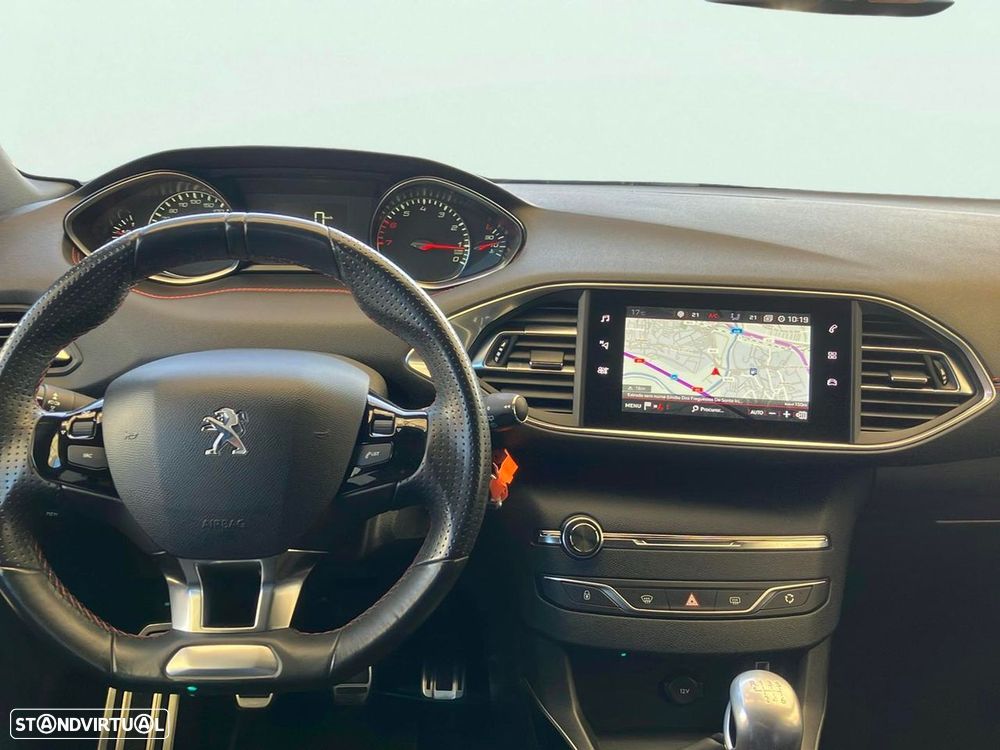 Peugeot 308 1.2 PureTech GT Line - 10