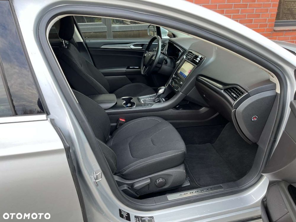 Ford Mondeo - 24