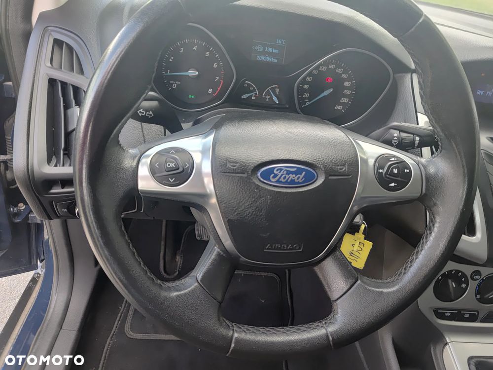 Ford Focus SW - 17