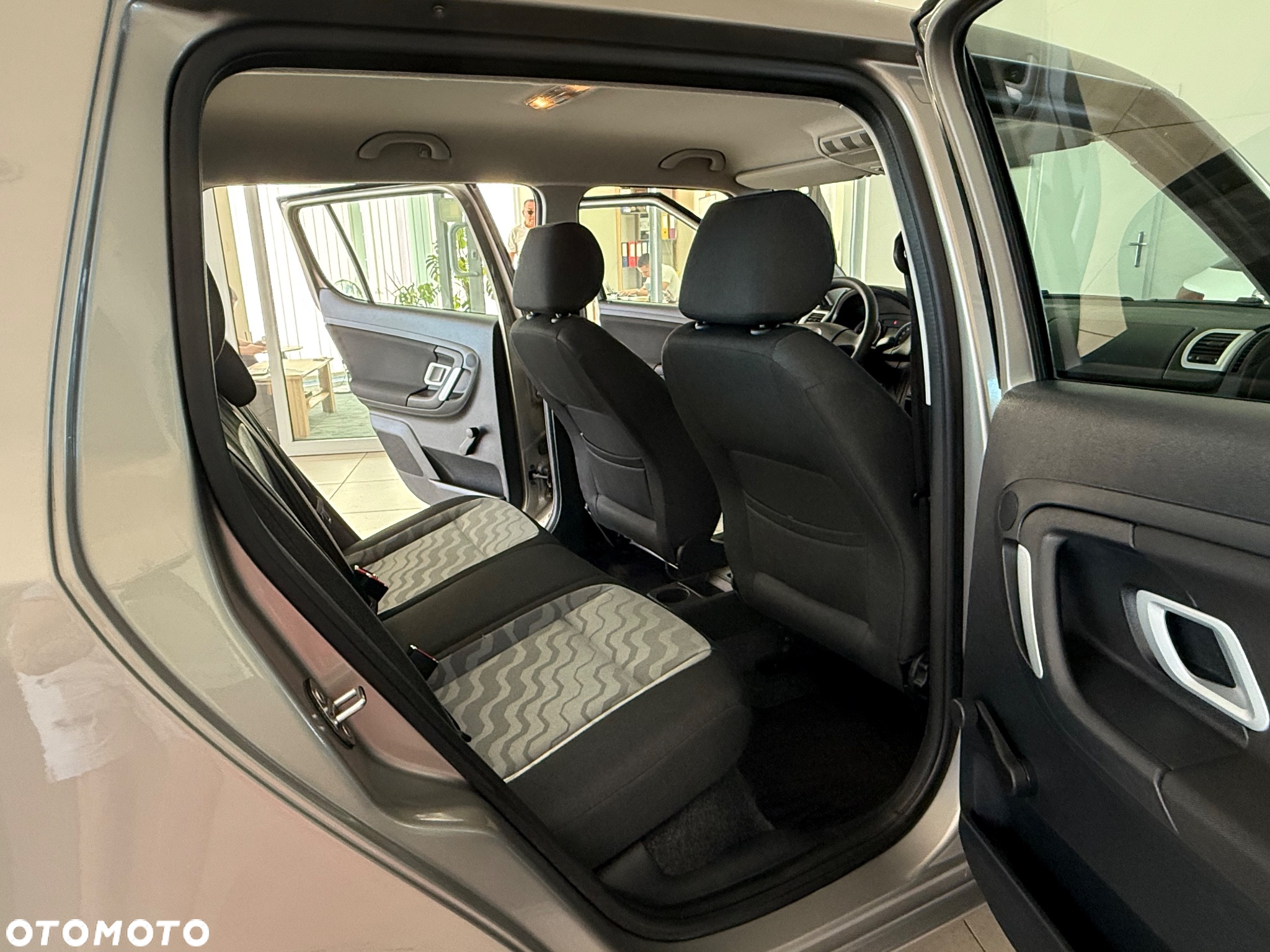 Skoda Fabia 1.4 16V Active - 28