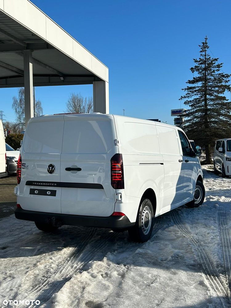 Volkswagen Transporter FURGON T7 - 27