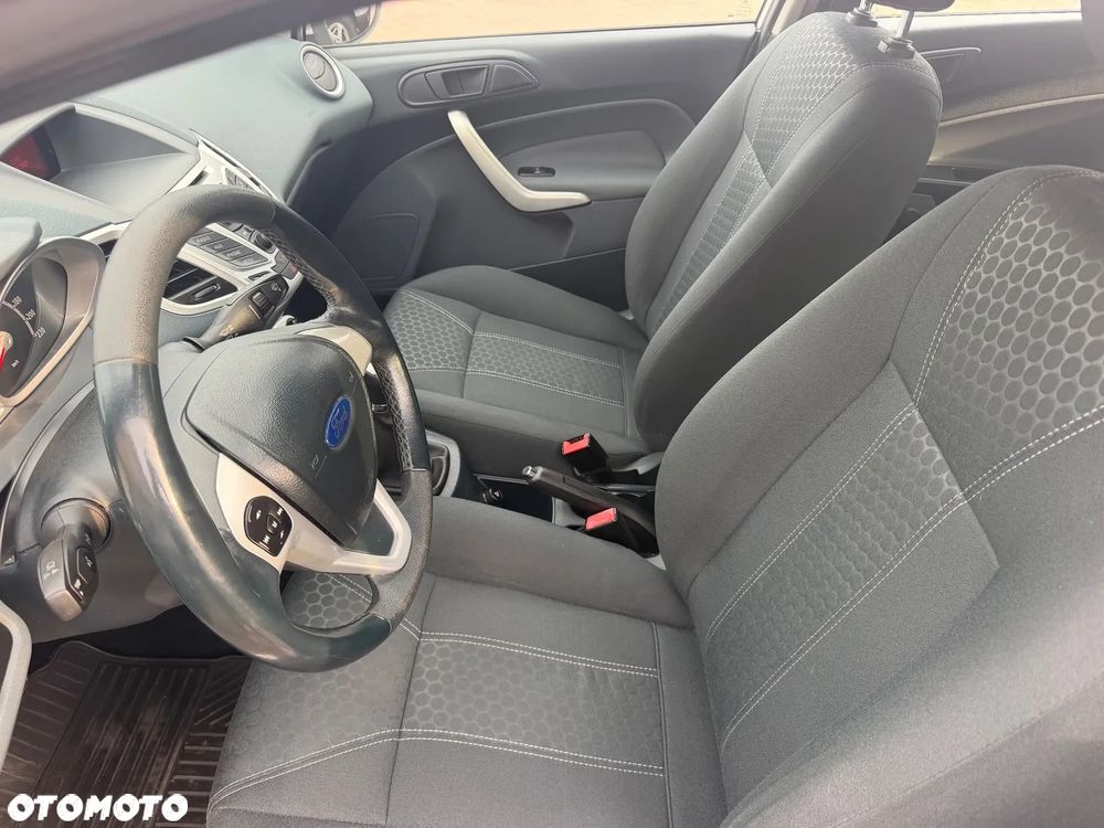 Ford Fiesta 1.25 Titanium - 22