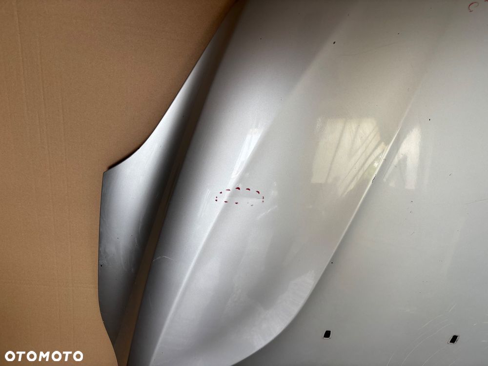 Volvo V40 II 2012- Maska silnika - 4