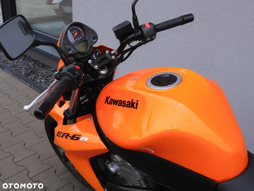 Kawasaki ER - 30