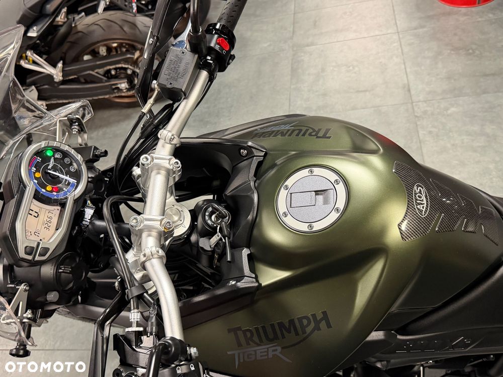 Triumph Tiger - 26