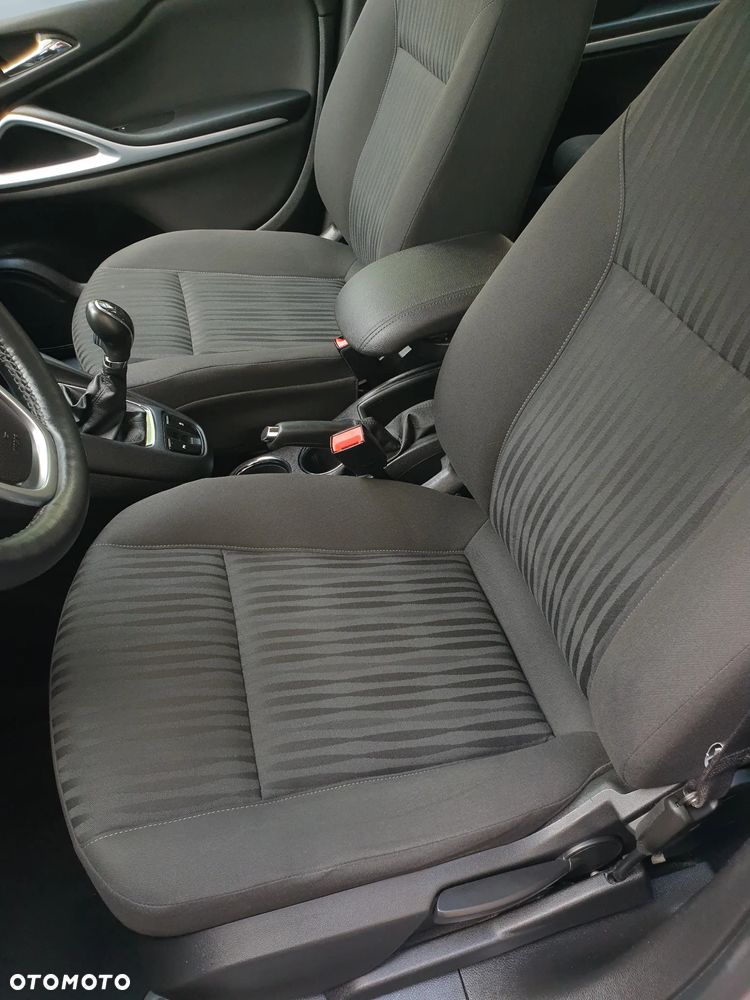 Opel Zafira Tourer 1.4 Turbo Edition - 23