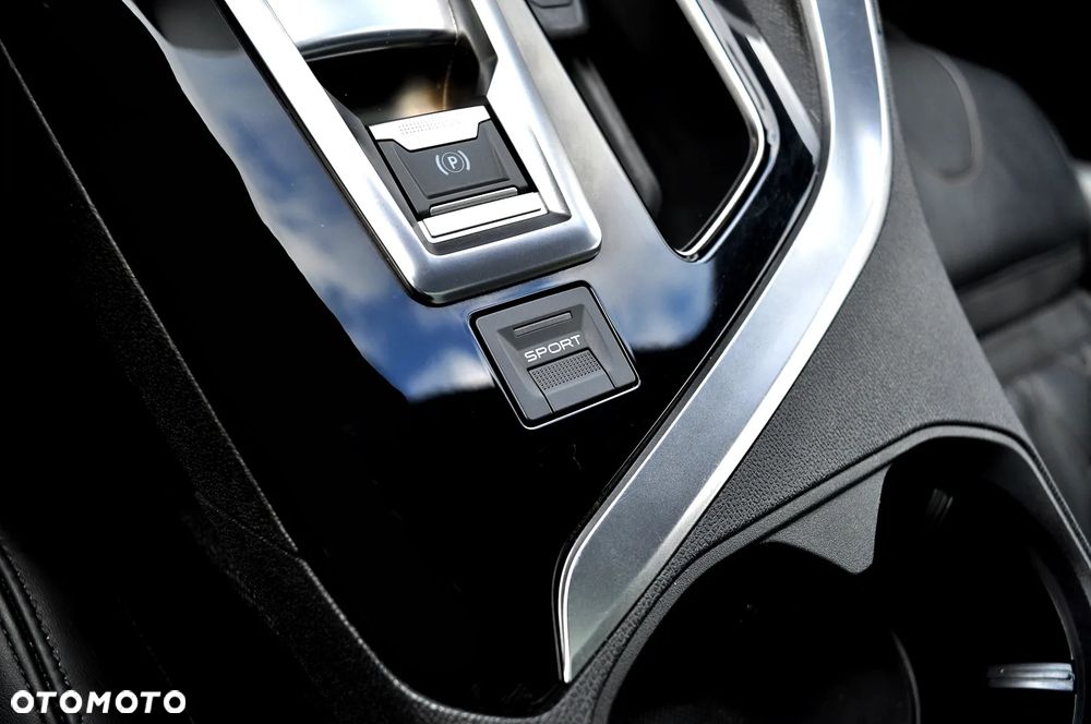 Peugeot 5008 2.0 BlueHDI GT S&S EAT8 - 33