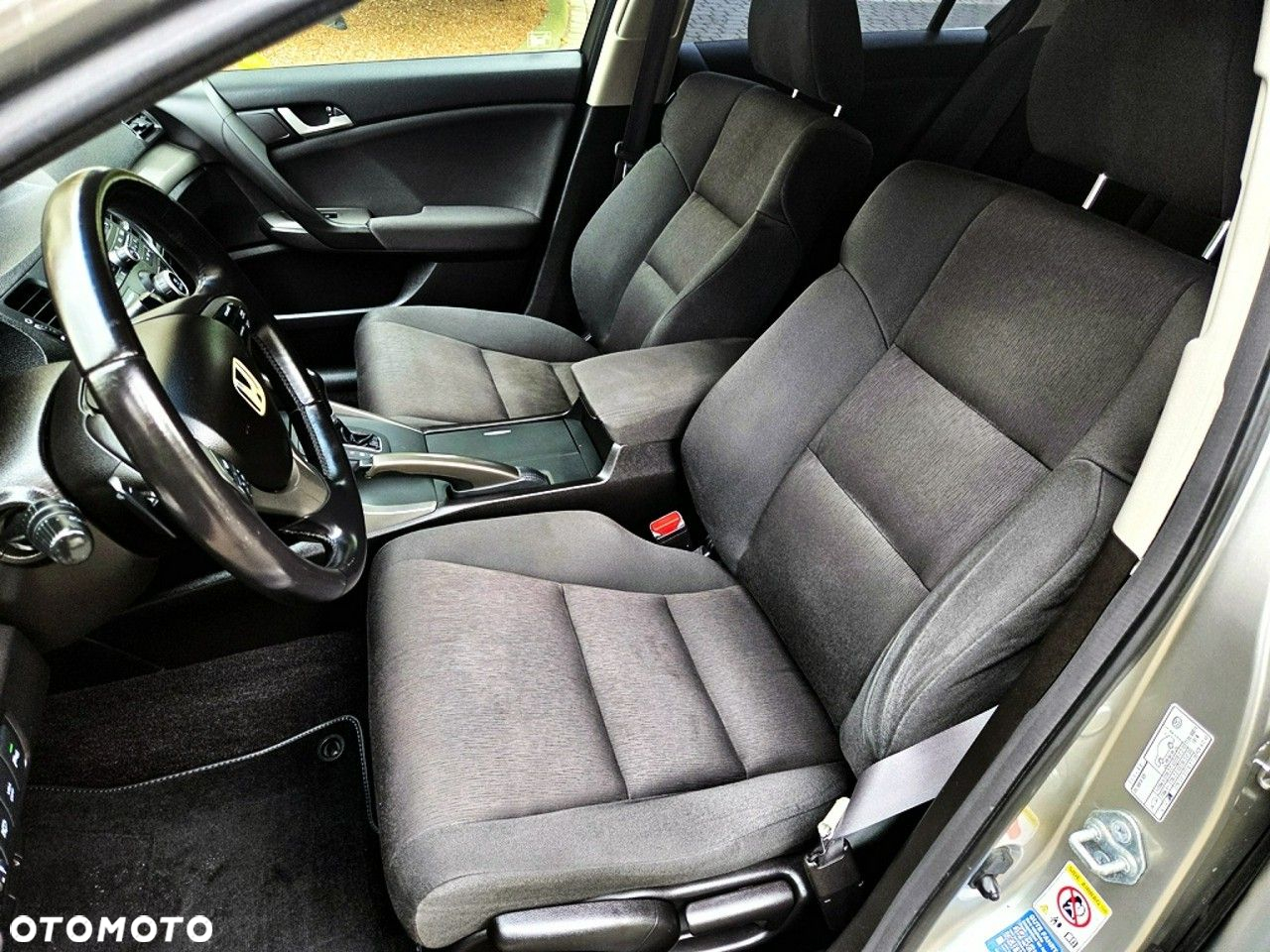 Honda Accord - 27
