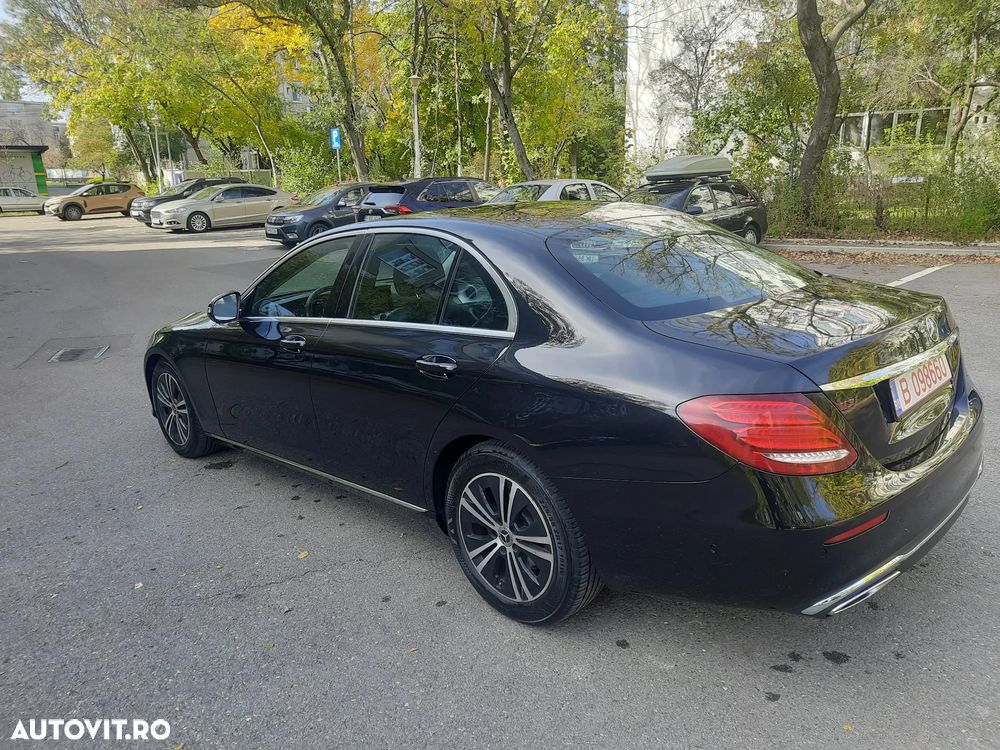 Mercedes-Benz E 200 d T 9G-TRONIC Avantgarde - 33