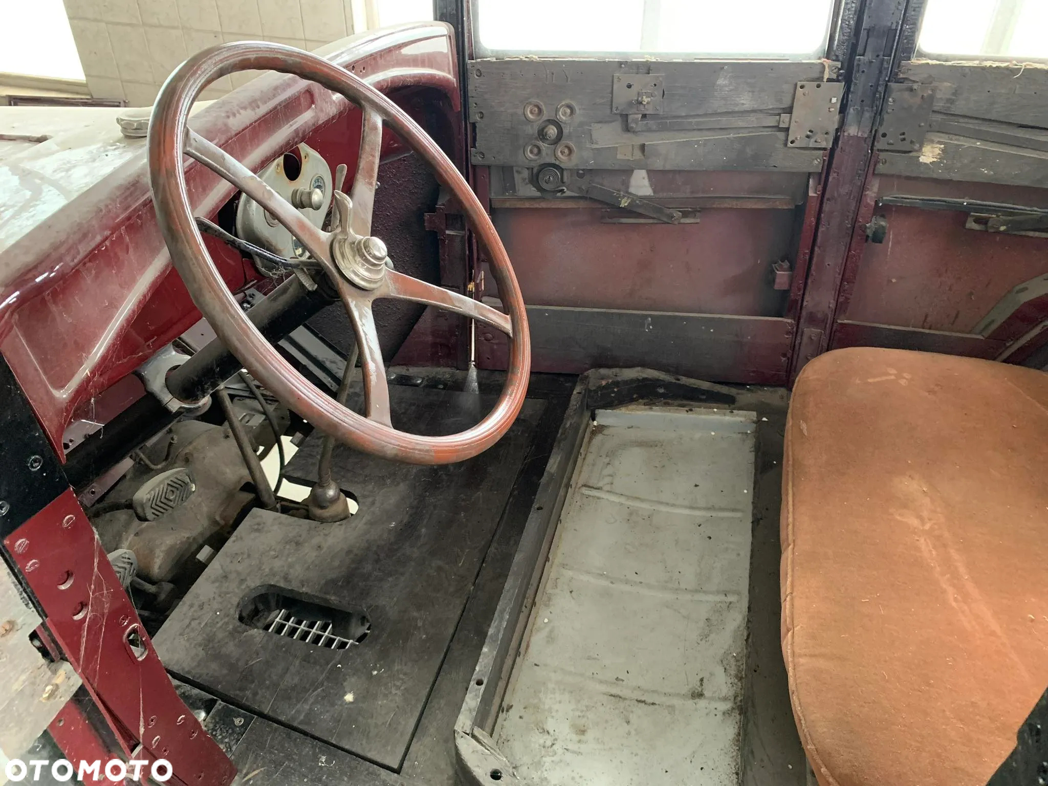 Ford Inny - 9
