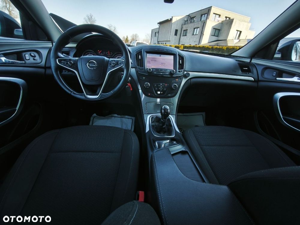 Opel Insignia - 8