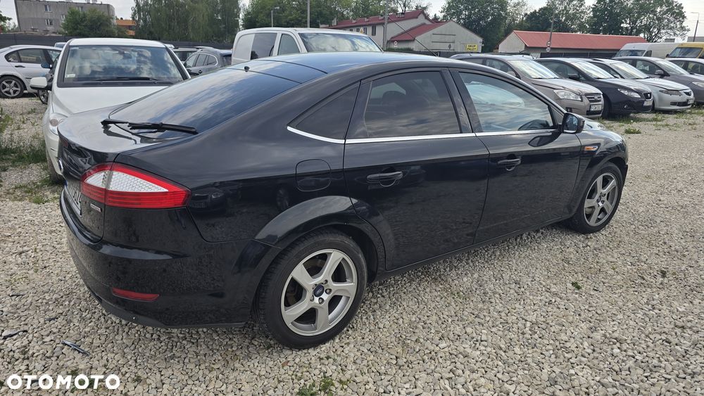 Ford Mondeo - 8