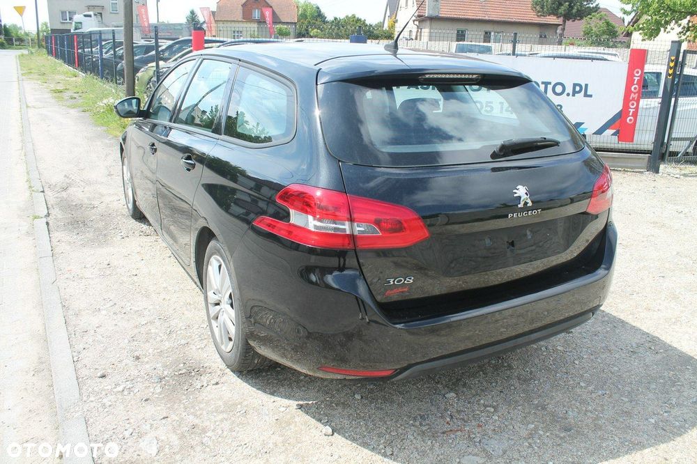 Peugeot 308 - 7