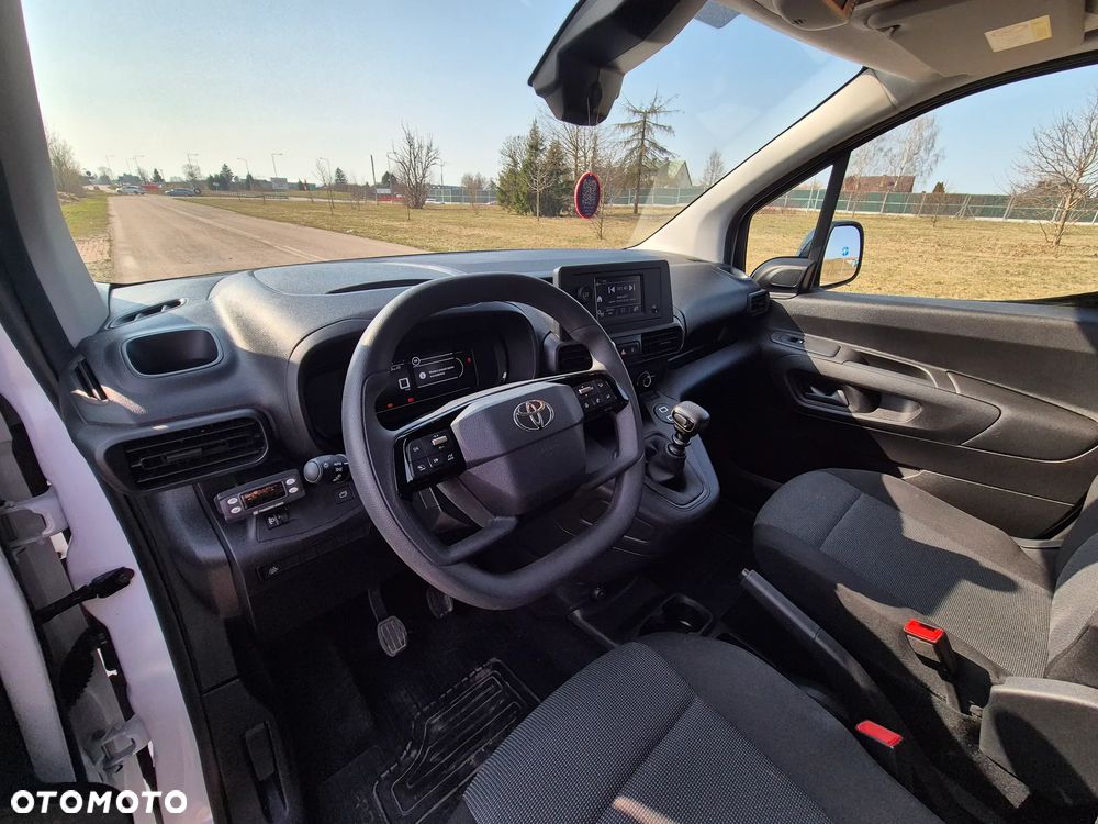Toyota PROACE CITY - 27