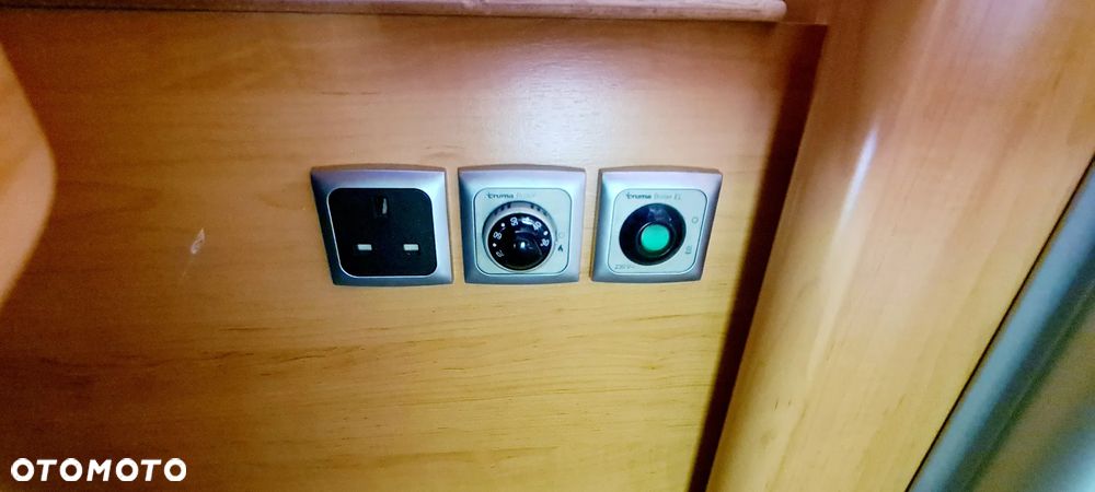 Hymer-Eriba Living 530K - 13