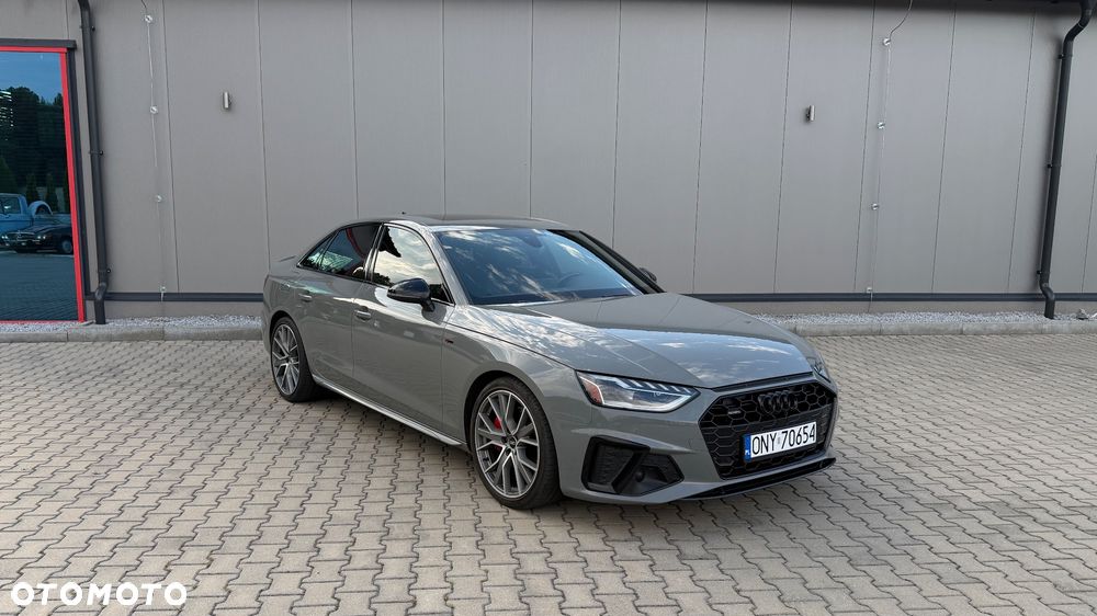 Audi A4 Limousine 45 TFSI quattro S tronic S line - 1