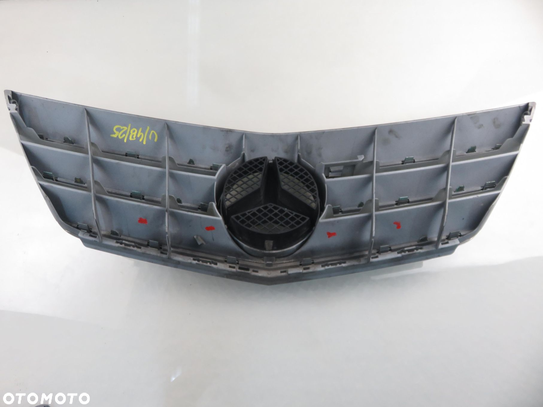 ATRAPA GRILL MERCEDES W245 - 2