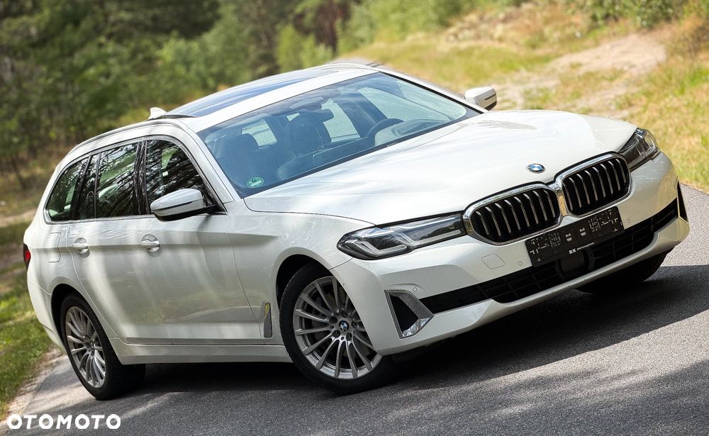 BMW Seria 5 530d xDrive mHEV Luxury Line - 3