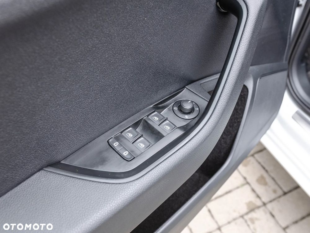 Skoda Superb 1.5 TSI Ambition DSG - 14