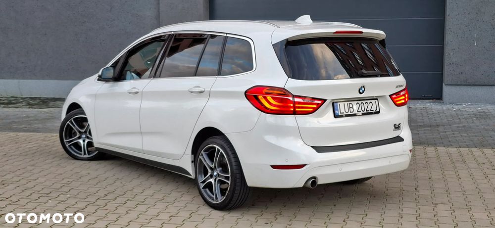 BMW Seria 2 ver-218d-advantage-sport - 8