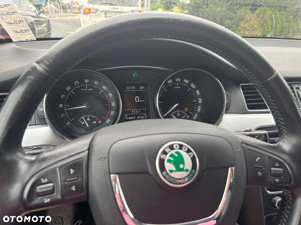 Skoda Superb 2.0 TDI Ambition DSG - 10