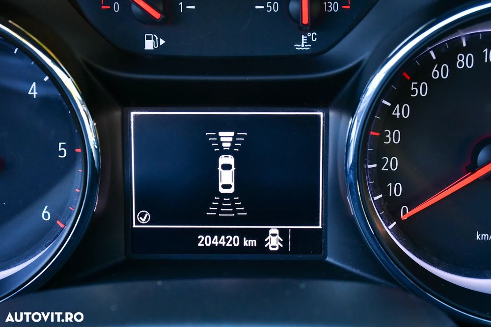 Opel Insignia 1.6 CDTI ECOFLEX Start/Stop Sport - 11