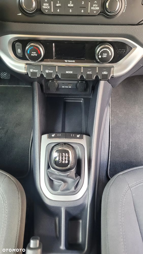 Kia Rio 1.4 Dream Team Edition - 35