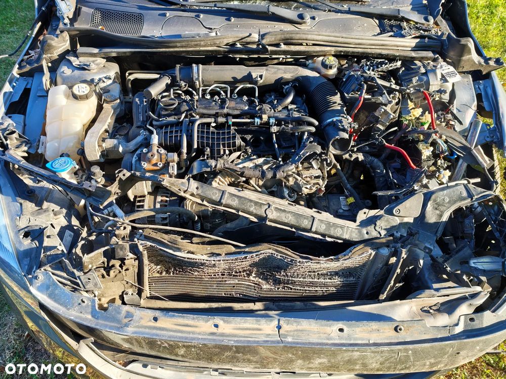 Volvo V40 D2 Geartronic Momentum - 6