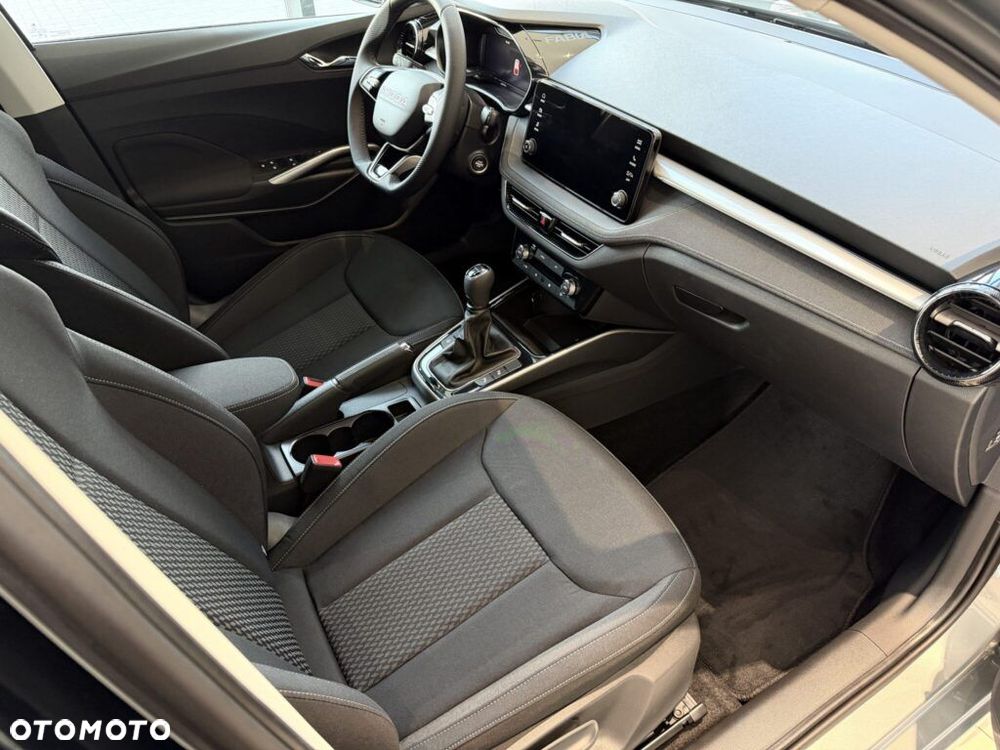 Skoda Fabia 1.0 TSI Drive - 25