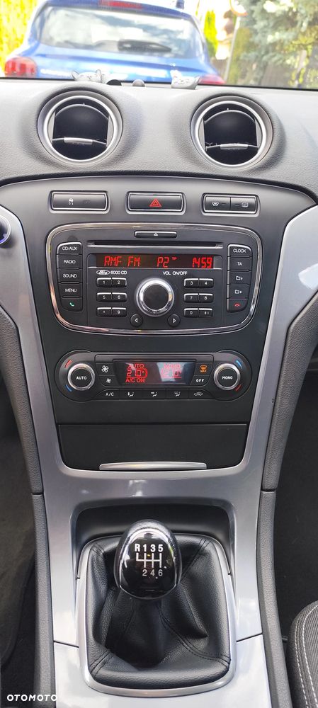 Ford Mondeo 2.0 TDCi Gold X - 3