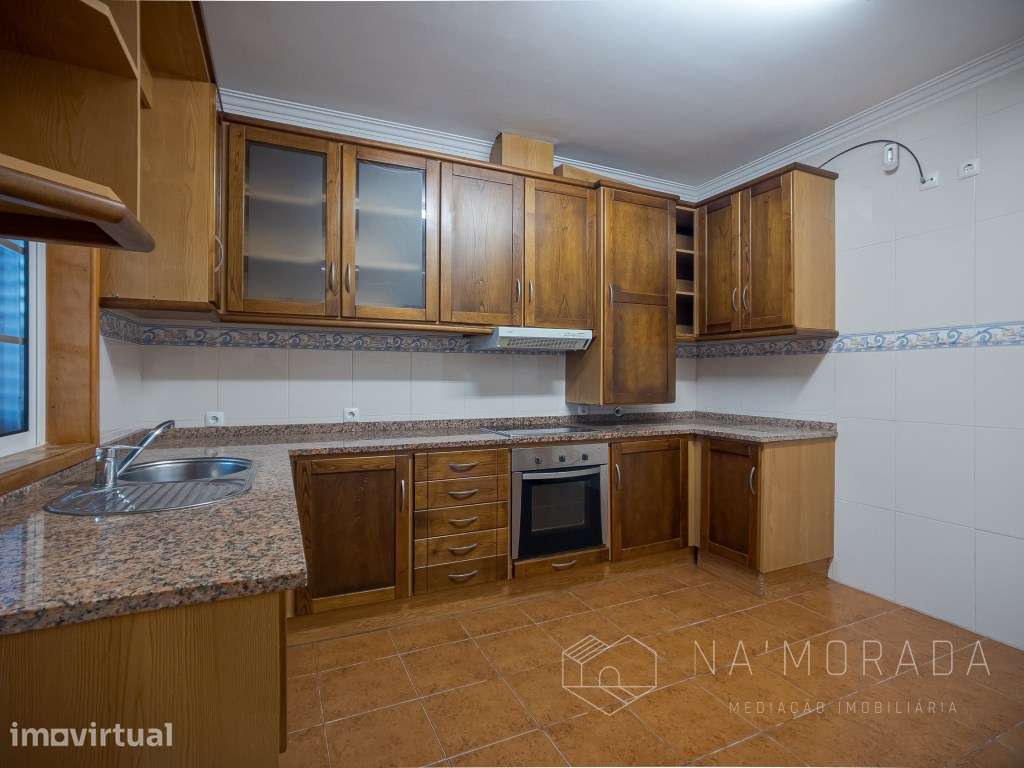 Moradia T3+2 em Fiães, Santa Maria da Feira - Grande imagem: 3/35